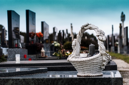 Atmosphere monument statue cemetery Photo