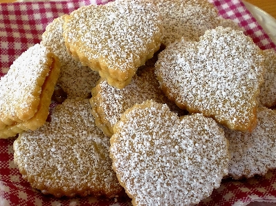 Love heart dish meal Photo