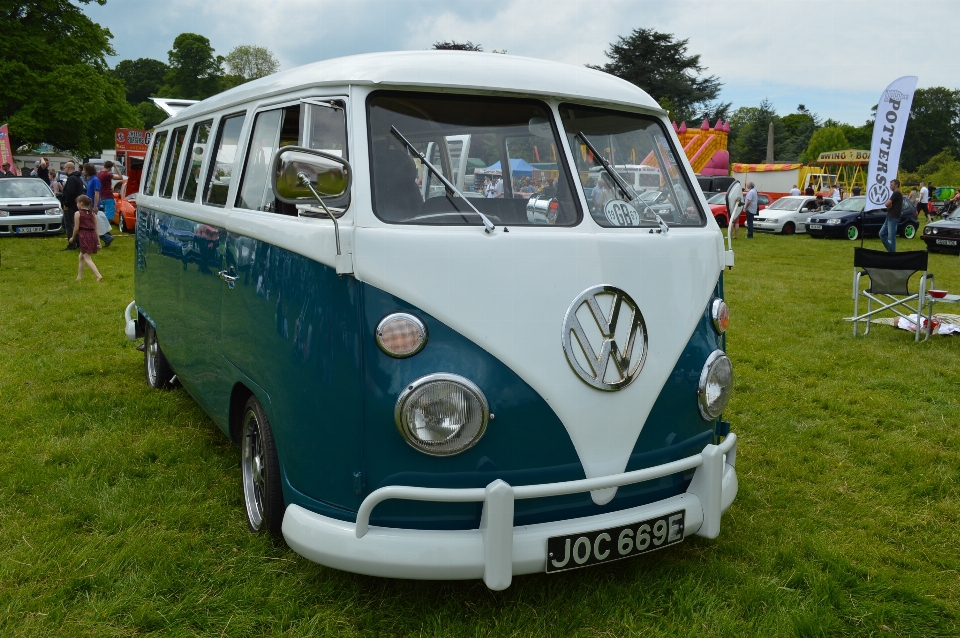 Samochód retro przygoda volkswagena
