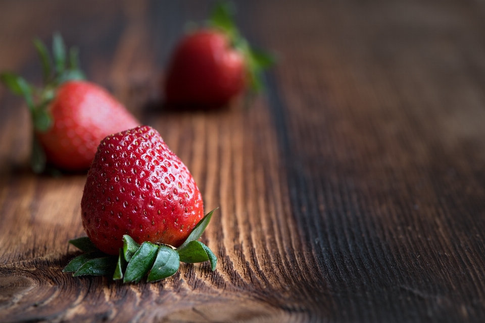 Plantar fruta doce comida