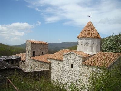 Gebäude dorf turm kirche Foto