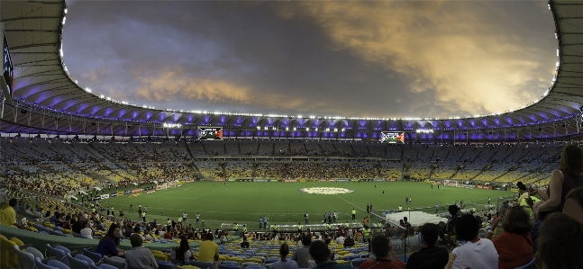 Foto Estrutura marco estádio campo de beisebol
