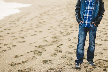 Zdjęcie Człowiek plaża piasek kroki