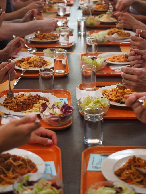 Restoran piring makanan sarapan