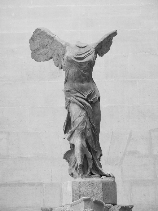 En blanco y negro
 parís monumento estatua