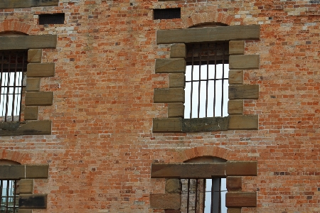 Die architektur holz haus fenster Foto