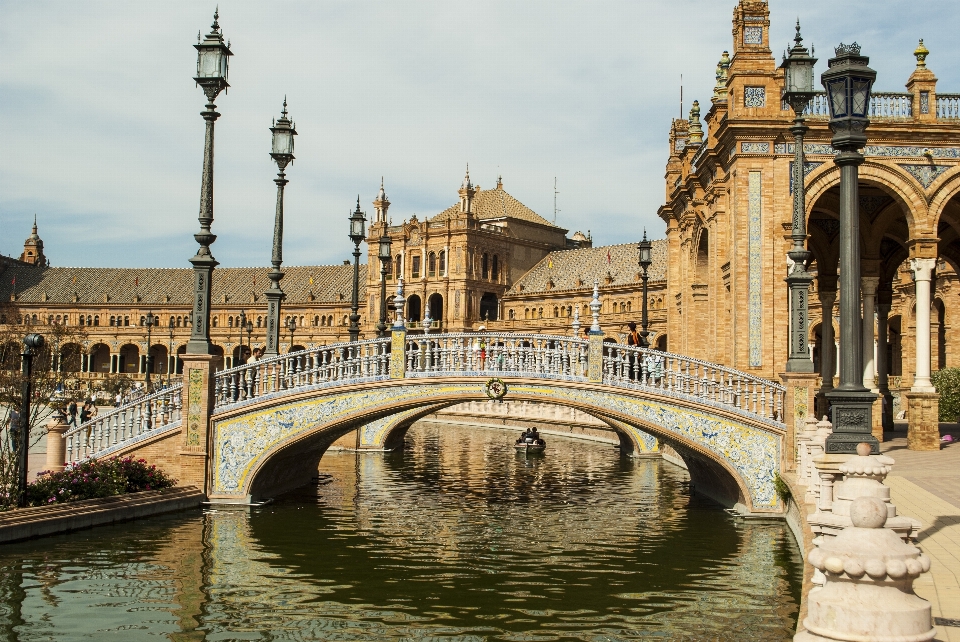 Water architecture boat bridge