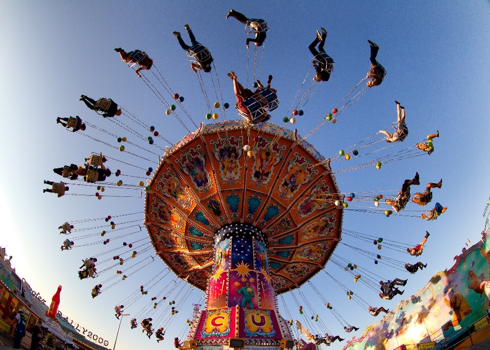 Recreation ferris wheel amusement park