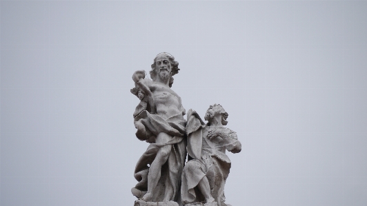 Roof monument statue italy Photo