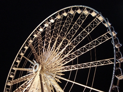 Night wheel recreation ferris Photo