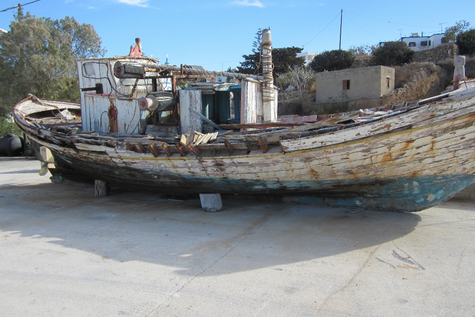 Sea sky boat old