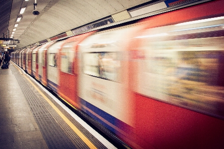 Zdjęcie Ludzie kolej żelazna pociąg metro