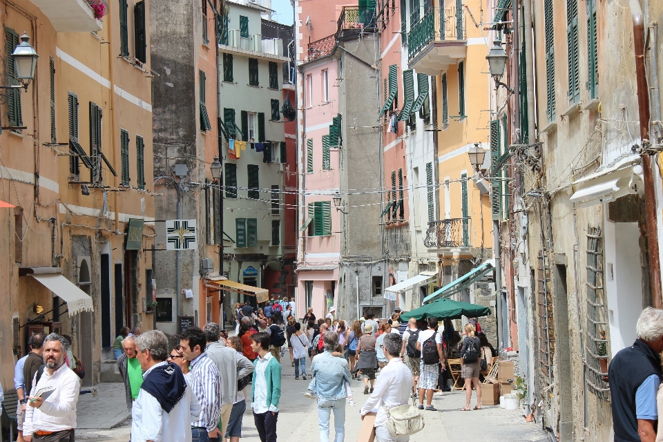 Fußgänger menschen straße stadt