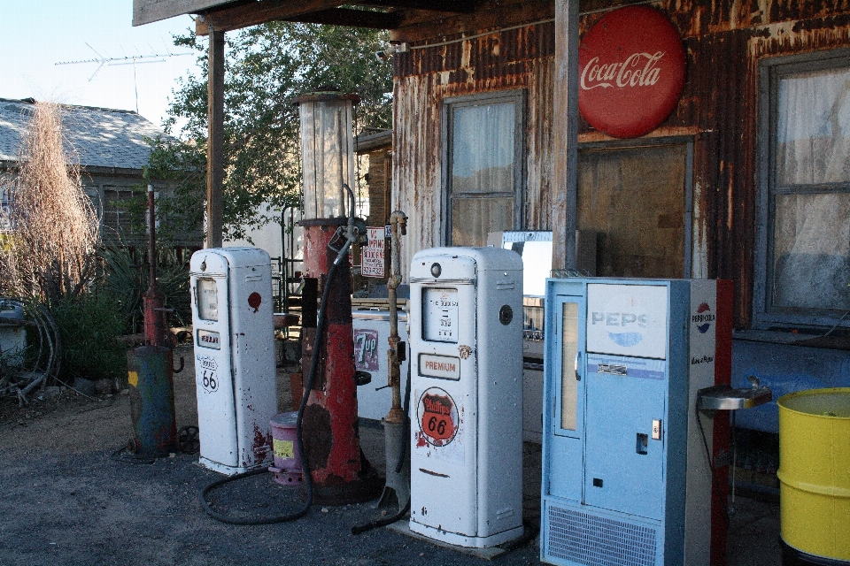 Usa arizona route66 petrol stations