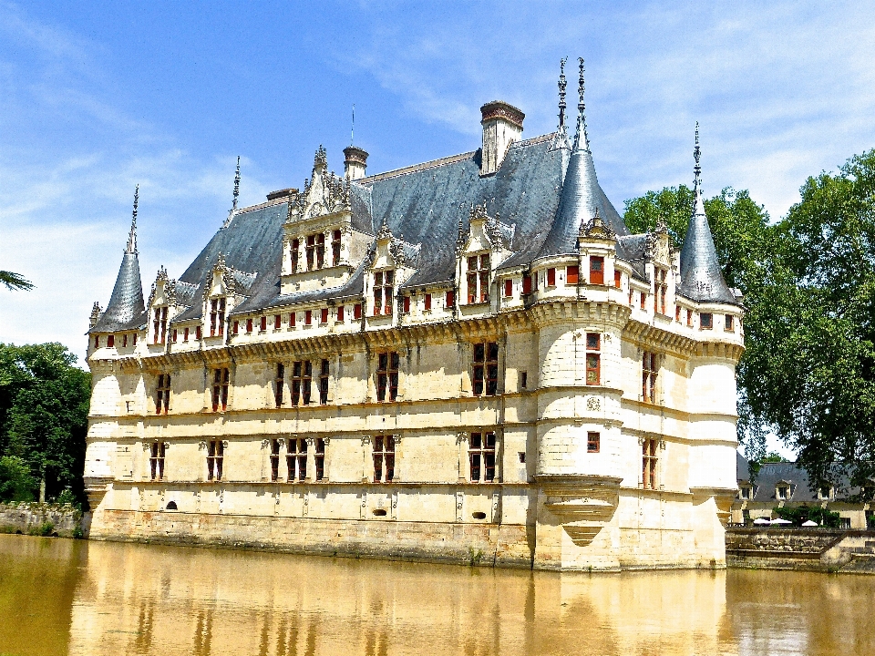 Edificio chateau
 palazzo francia