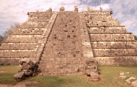 Building monument pyramid landmark Photo