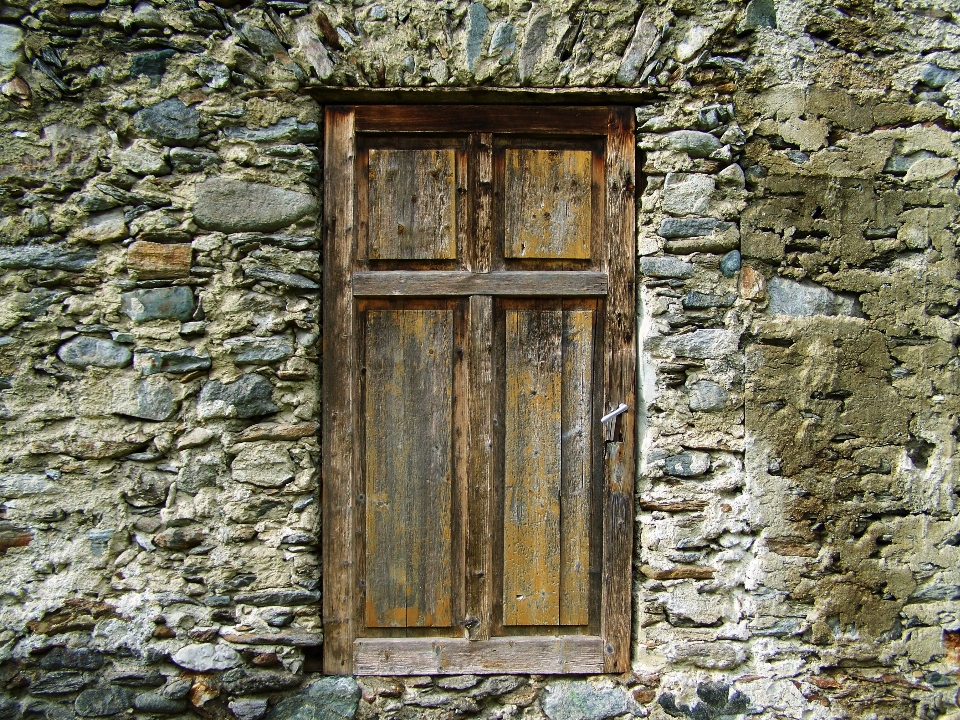 Wood house window building