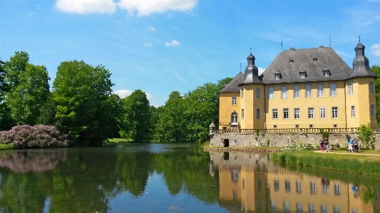 Architecture lake building chateau Photo