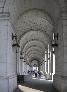 Architecture structure railroad building Photo