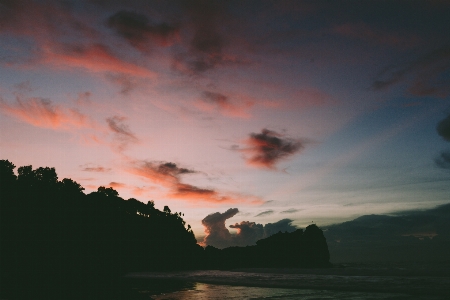 Foto Pantai lanskap laut pesisir