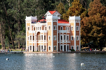 Foto Agua casa castillo
 palacio