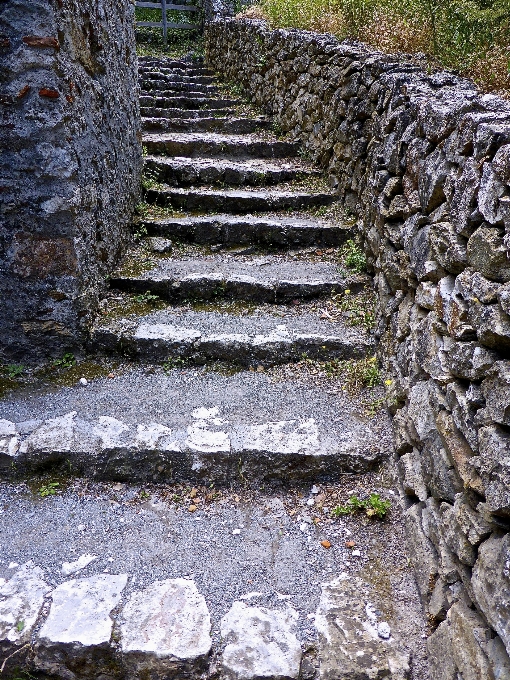 Weg rock treppe kopfsteinpflaster
