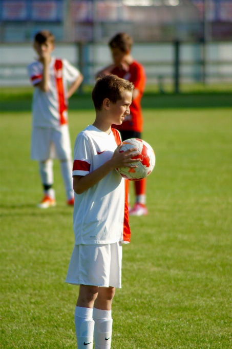 Deporte jugar fútbol estadio