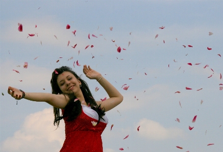 Girl flower wind love Photo