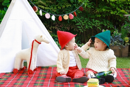 Play love child christmas Photo