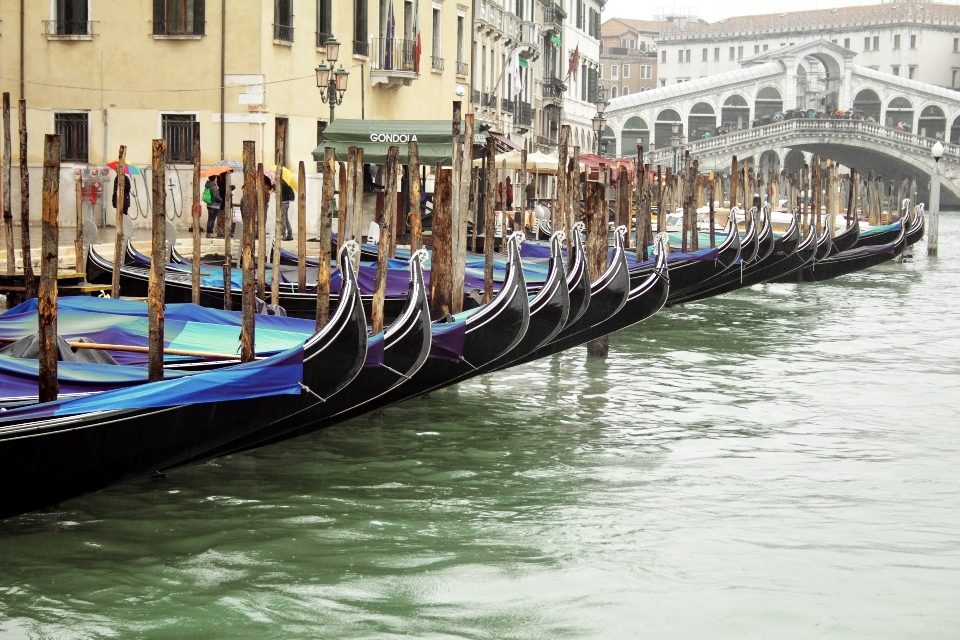 Water boat vehicle italy