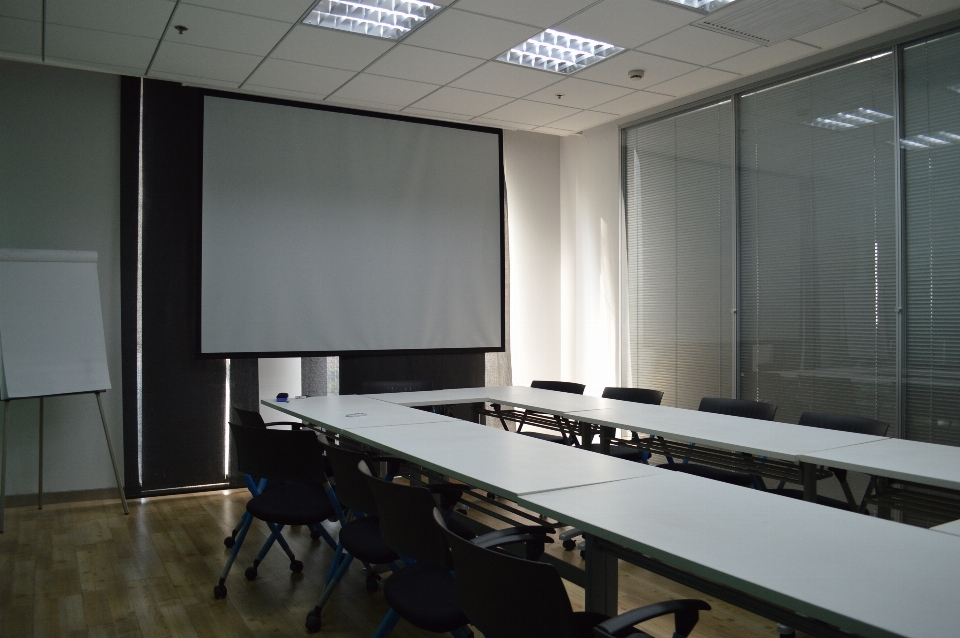 Auditorium
 kereta langit-langit kantor