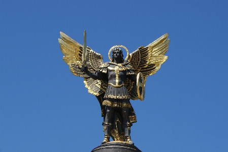 Wing monument statue sculpture Photo