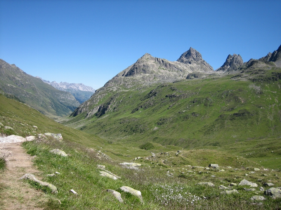 Krajobraz natura pustynia
 pieszy