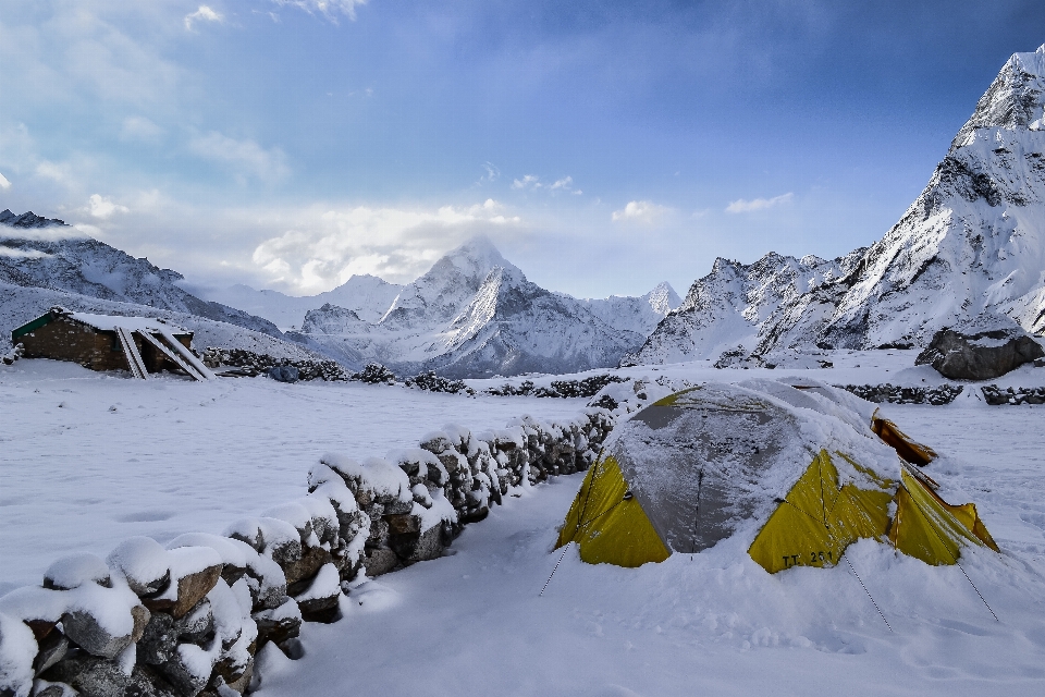 Paysage montagne neige hiver