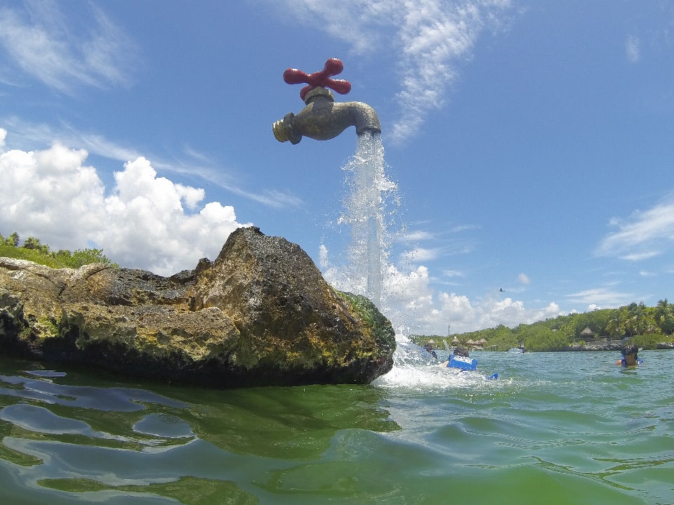 Mer côte aventure sauter