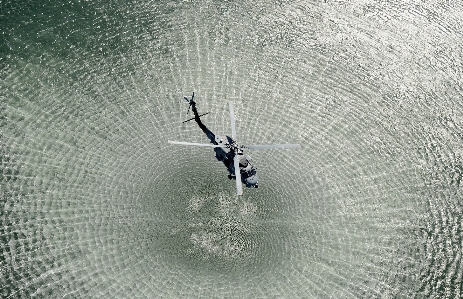 Foto Acqua ala modello volo