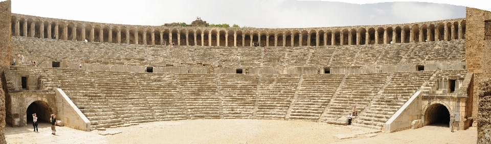 Palace amphitheatre turkey history