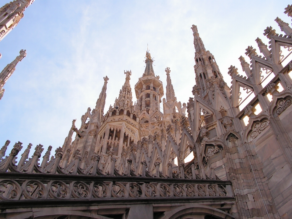 Edificio palazzo punto di riferimento cattedrale