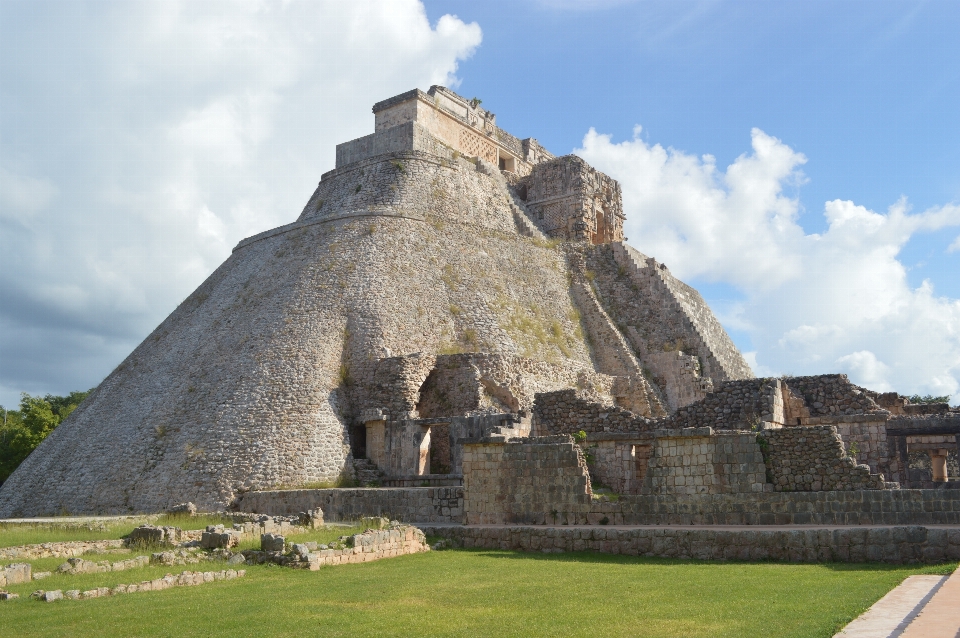 Architecture sun building chateau