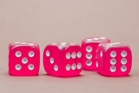 Play number pink bead Photo