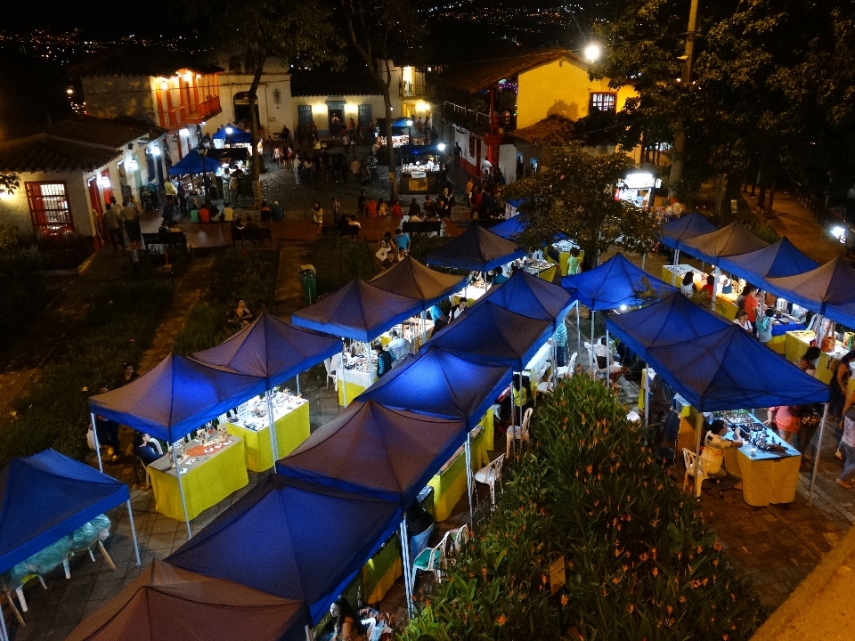 Noc posiłek rynek kolumbia