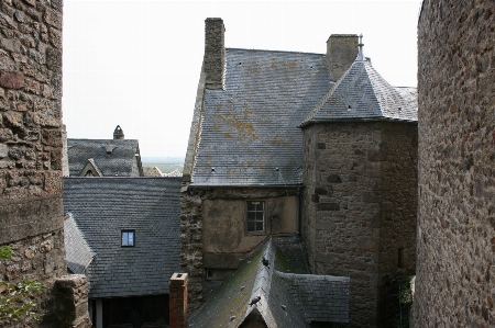 House town roof building Photo