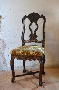 Table wood antique chair Photo