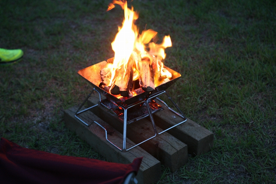 Nourriture flamme feu camping