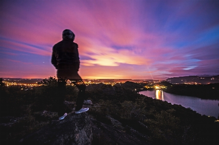 Man landscape sea horizon Photo