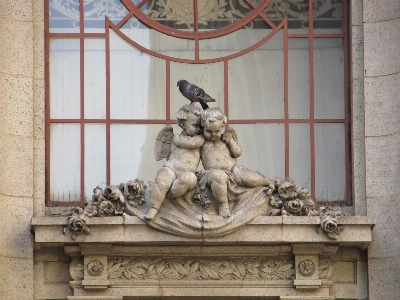 Vogel monument innenstadt
 statue Foto