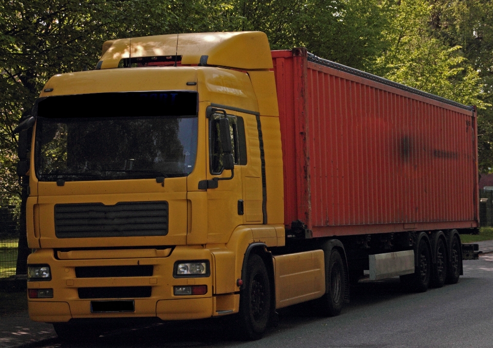 Verkehr transport lkw fahrzeug