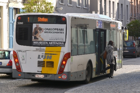 Trafik ulaşım araç toplu taşıma
 Fotoğraf