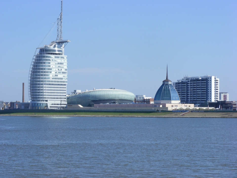 Sea coast skyline city