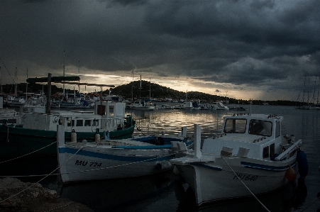 Foto Mar costa dock nuvem